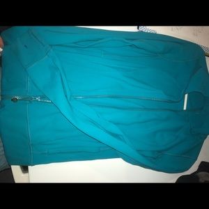 lulu zip up